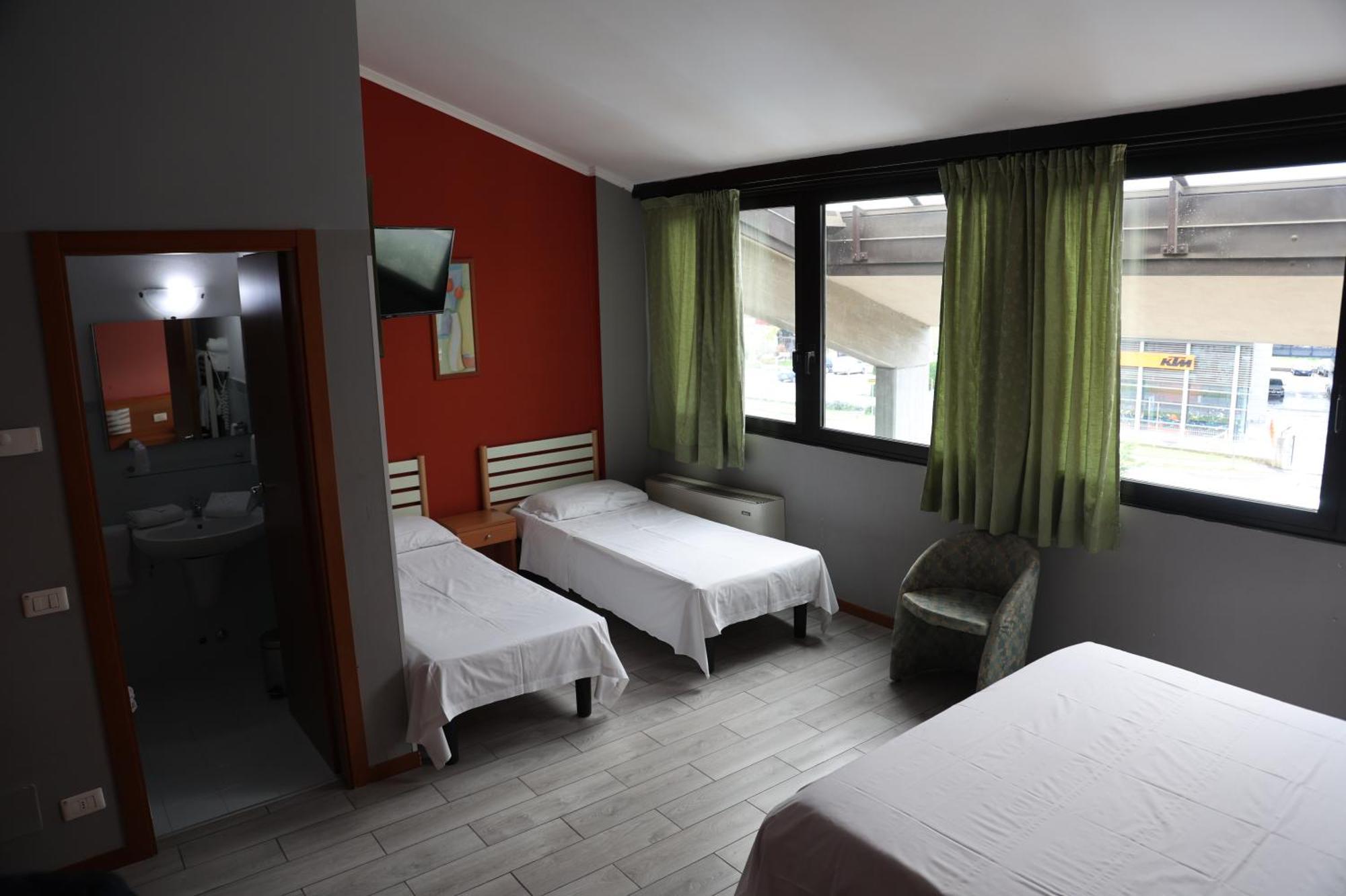 Hotel Garda Affi Exterior foto